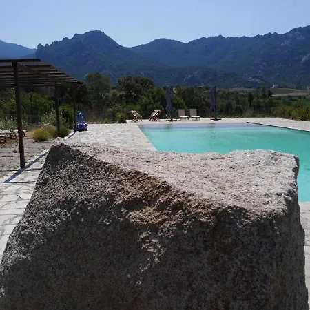 Villa Les Anciennes Ecuries, Belle Pour 12 Personnes Au Coeur D'un Vignoble Avec Piscine
