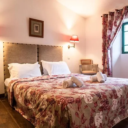 Villa Les Anciennes Ecuries, Belle Pour 12 Personnes Au Coeur D'un Vignoble Avec Piscine *