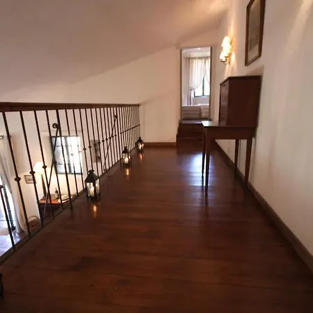 Les Anciennes Ecuries, Belle Pour 12 Personnes Au Coeur D'un Vignoble Avec Piscine *