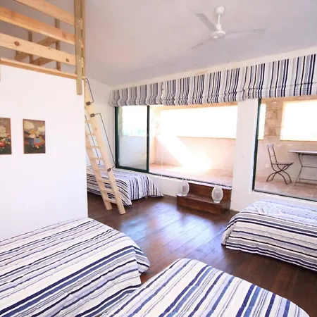 Les Anciennes Ecuries, Belle Pour 12 Personnes Au Coeur D'un Vignoble Avec Piscine וילה Sartène