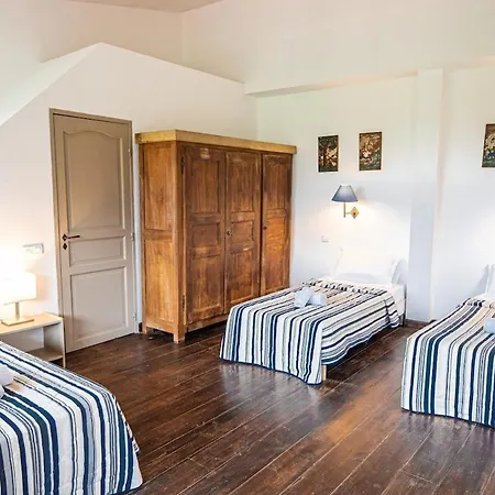 Les Anciennes Ecuries, Belle Pour 12 Personnes Au Coeur D'un Vignoble Avec Piscine וילה Sartène