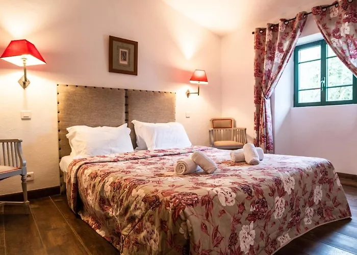 Villa Les Anciennes écuries, Belle Pour 12 Personnes Au Coeur D'un Vignoble Avec Piscine *