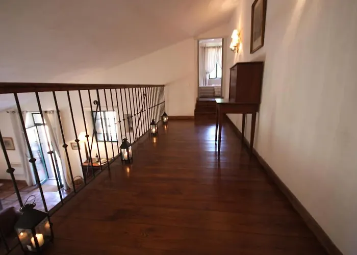 Les Anciennes écuries, Belle Pour 12 Personnes Au Coeur D'un Vignoble Avec Piscine *