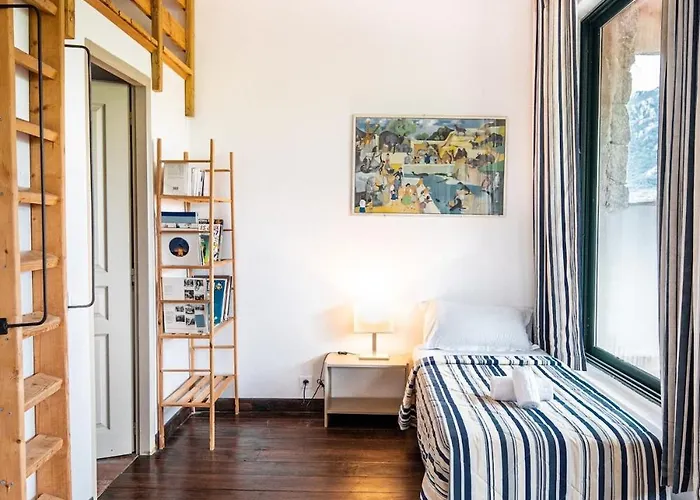 Les Anciennes écuries, Belle Pour 12 Personnes Au Coeur D'un Vignoble Avec Piscine Villa Sartène