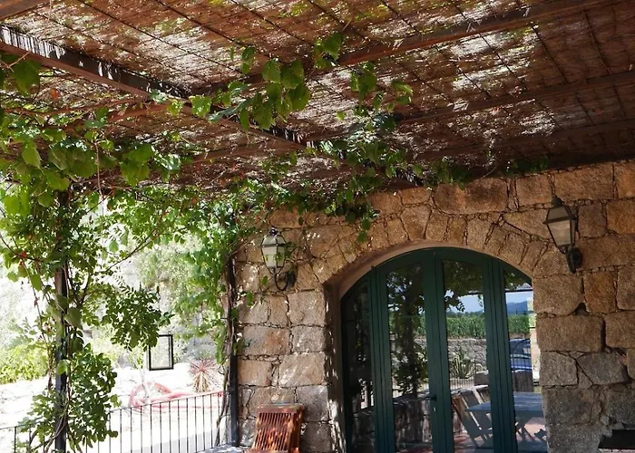 Les Anciennes écuries, Belle Pour 12 Personnes Au Coeur D'un Vignoble Avec Piscine Villa
